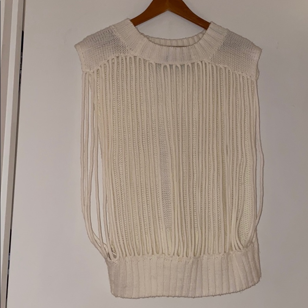 REHAB ✨ sweater feel top without sleeves